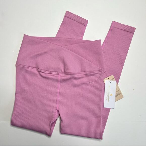 Spiritual Gangster Wrap Front Seamless Pink Legging - Picture 1 of 6